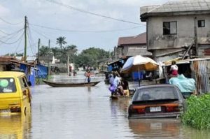 Ajegunleflood12 554x367 1