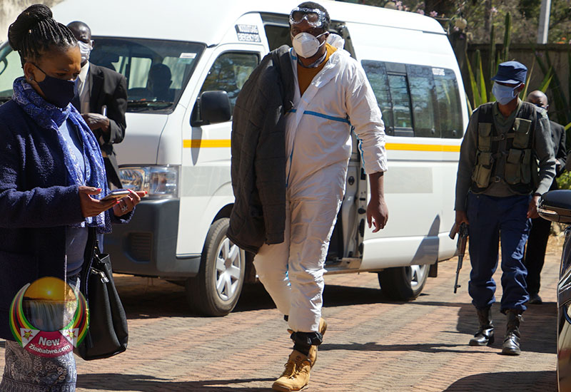 Hopewell arriving at his house in Chisipiti alongside his lawyer Beatrice Mtetwa