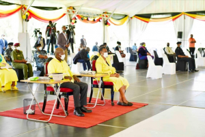 Museveni before the Electoral Commission