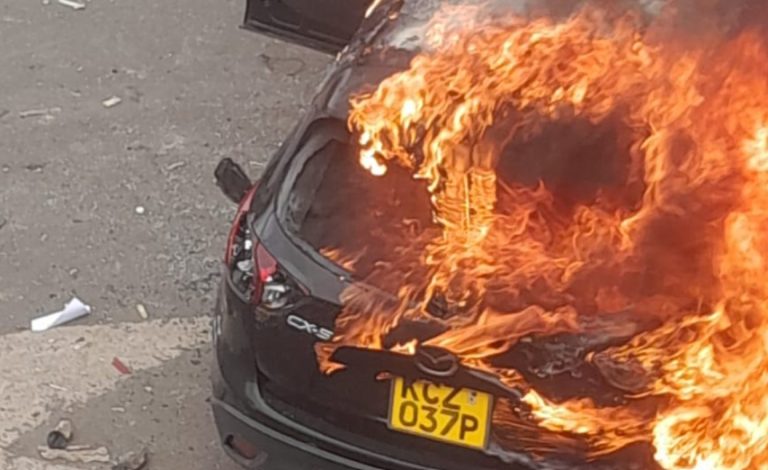 Car set a blaze